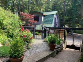  Salt Spring Carriage House B&B  Солт Спринг Айленд